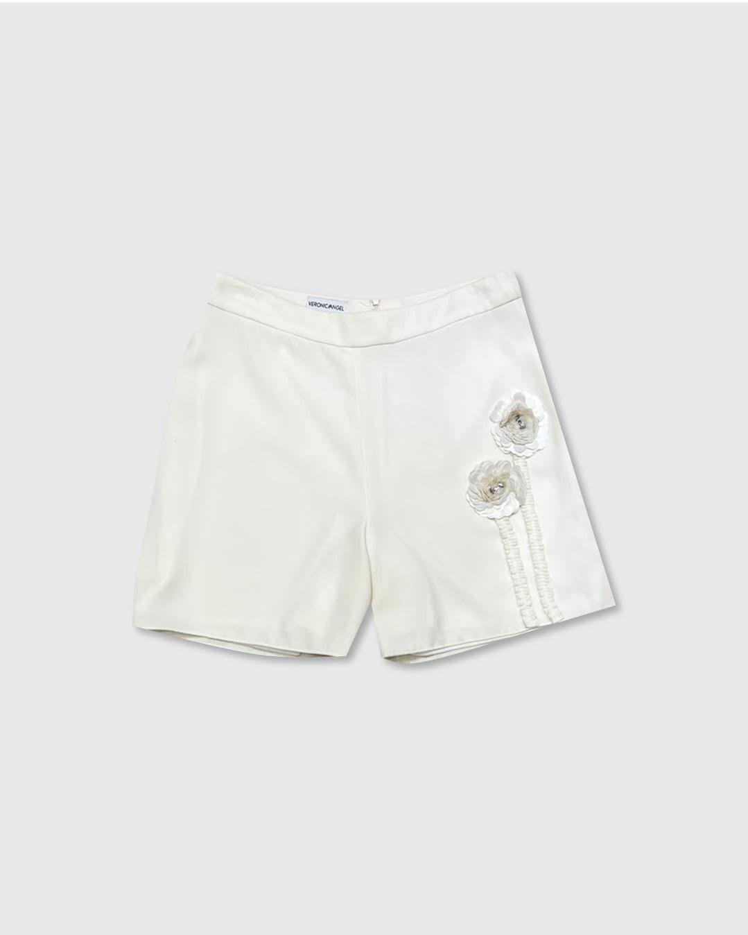 Vida Mia Cream Shorts